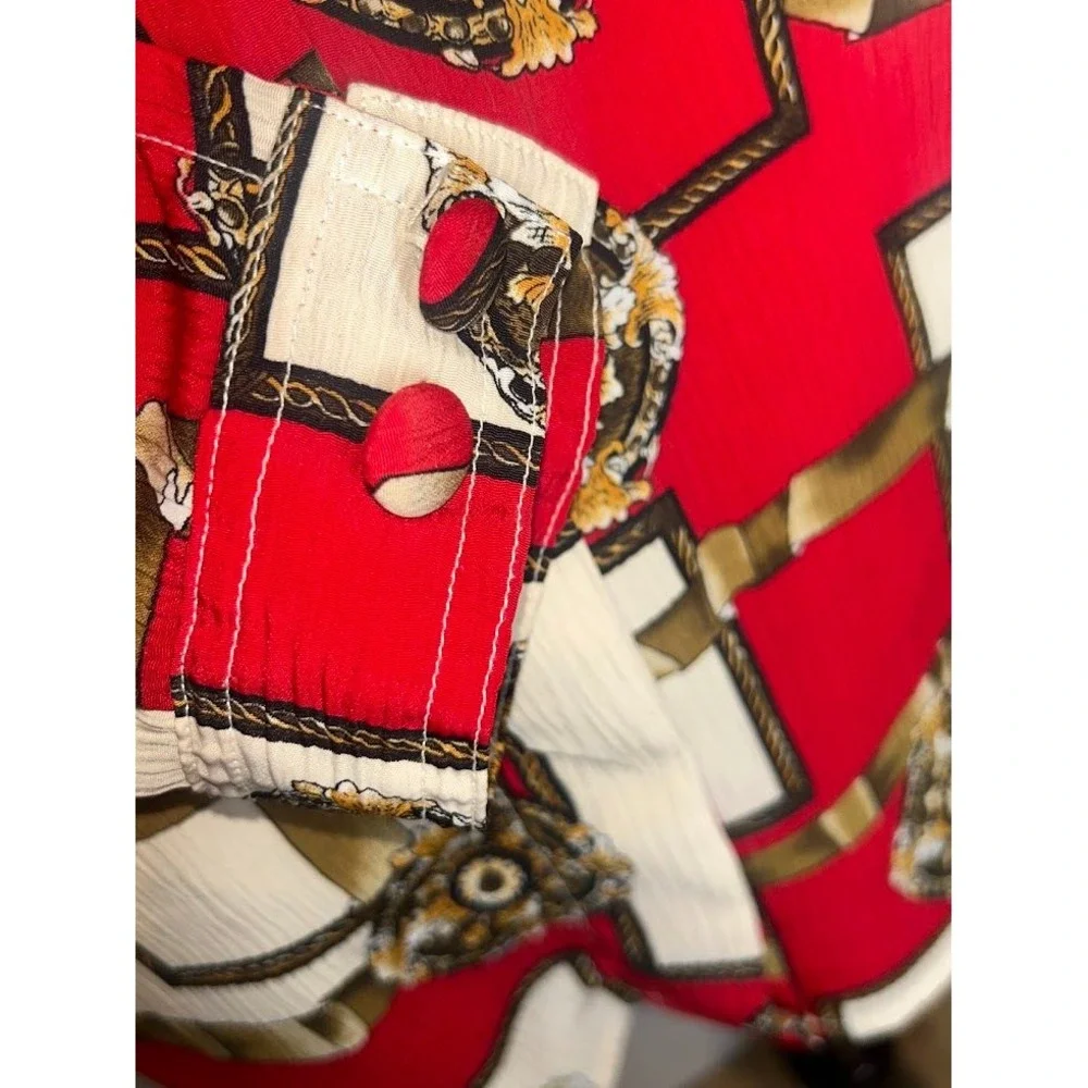 Christie & Jill Petite Vintage Red Baroque Chain Medallion Button Down Blouse M